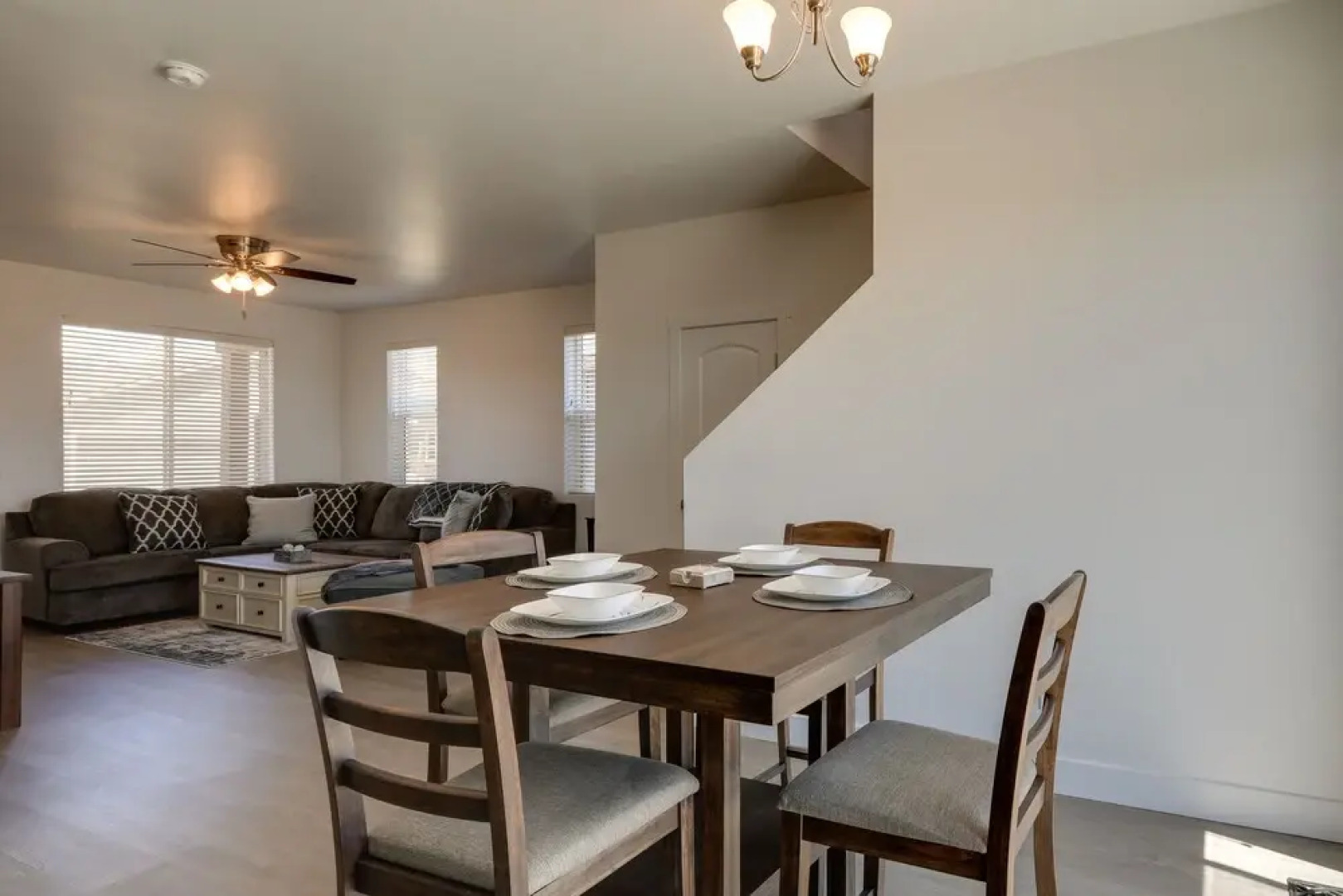 Bellemont Family Home w/ Yard - Hike, Ski, Explore