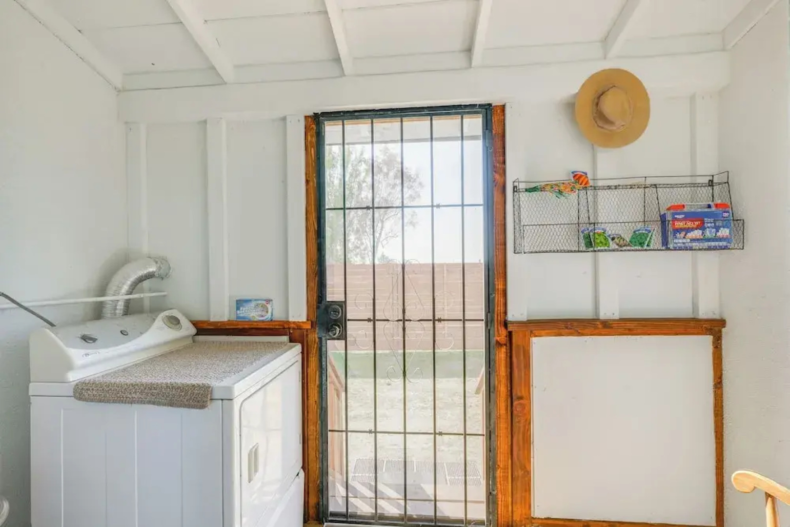 19 Mi to Sequoia Natl Park: Mtn-view Woodlake Gem