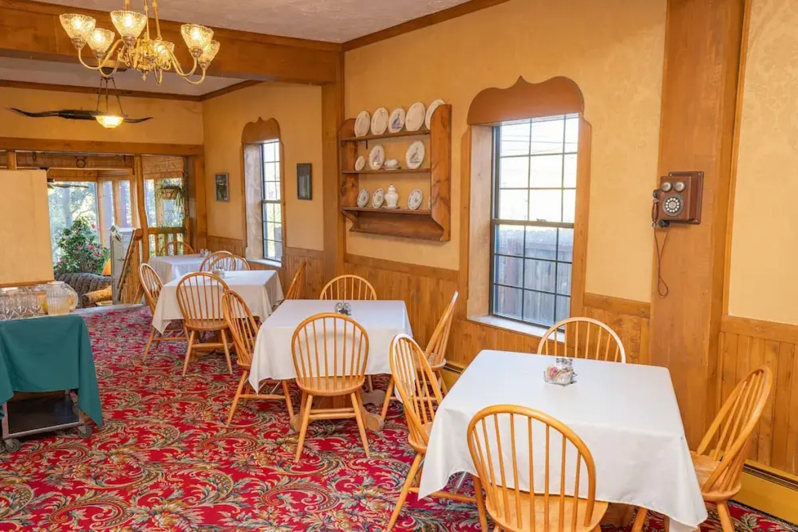 The Hand Hotel Bed & Breakfast