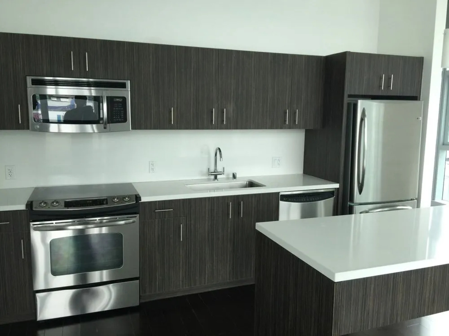 Furnished Suites in Downtown Santa Monica