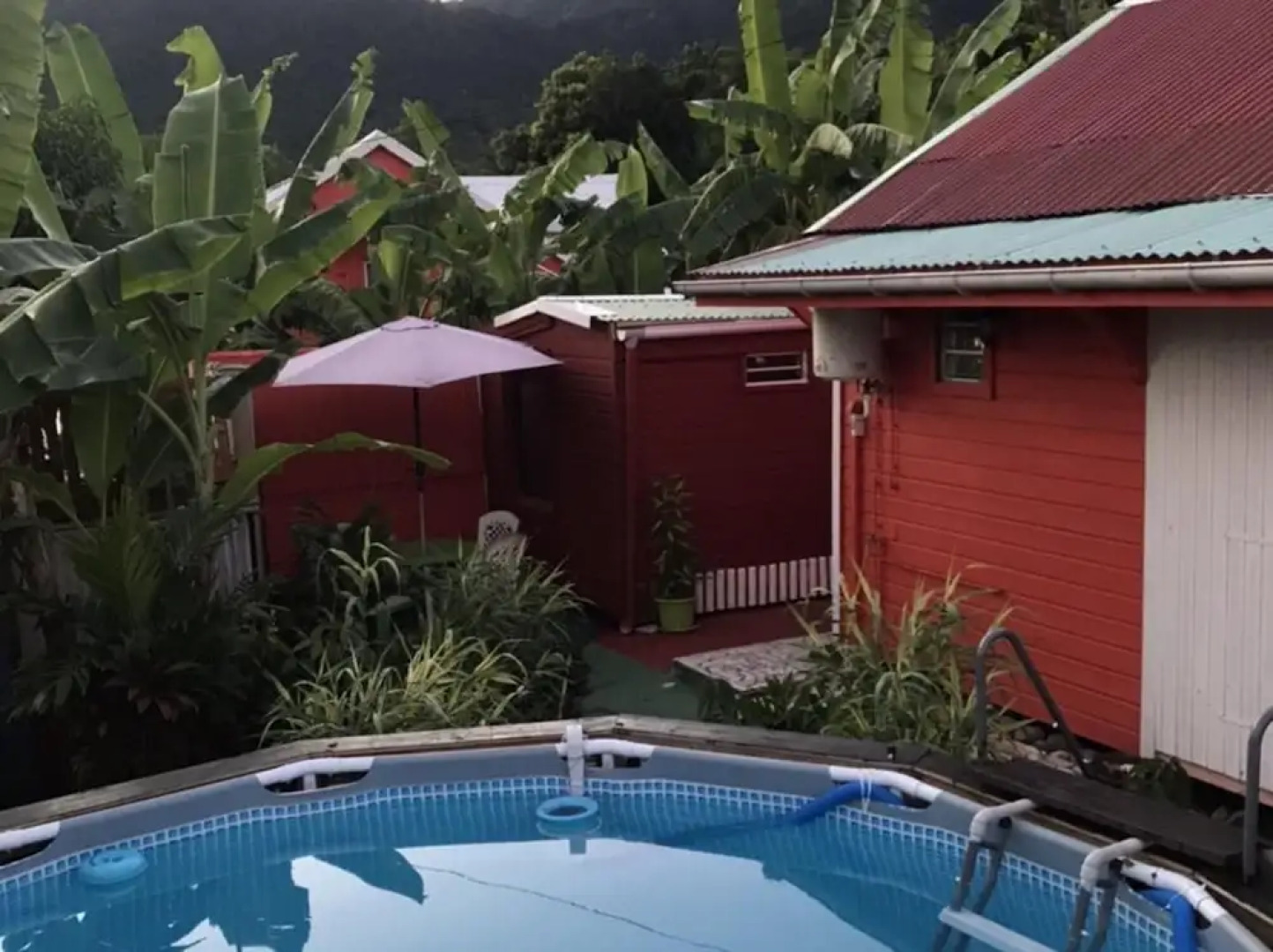 Bungalow With 3 Bedrooms in Trois-rivières, With Wonderful Mountain View, Private Pool, Enclosed Garden