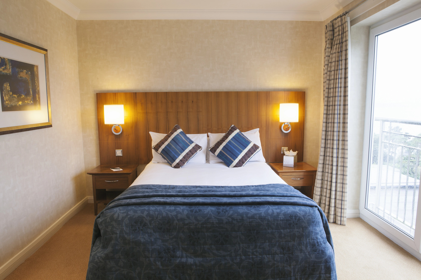 Harbour Heights Hotel