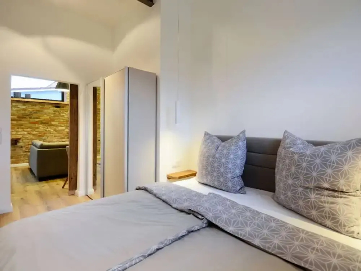 Deichloft Modern Retreat