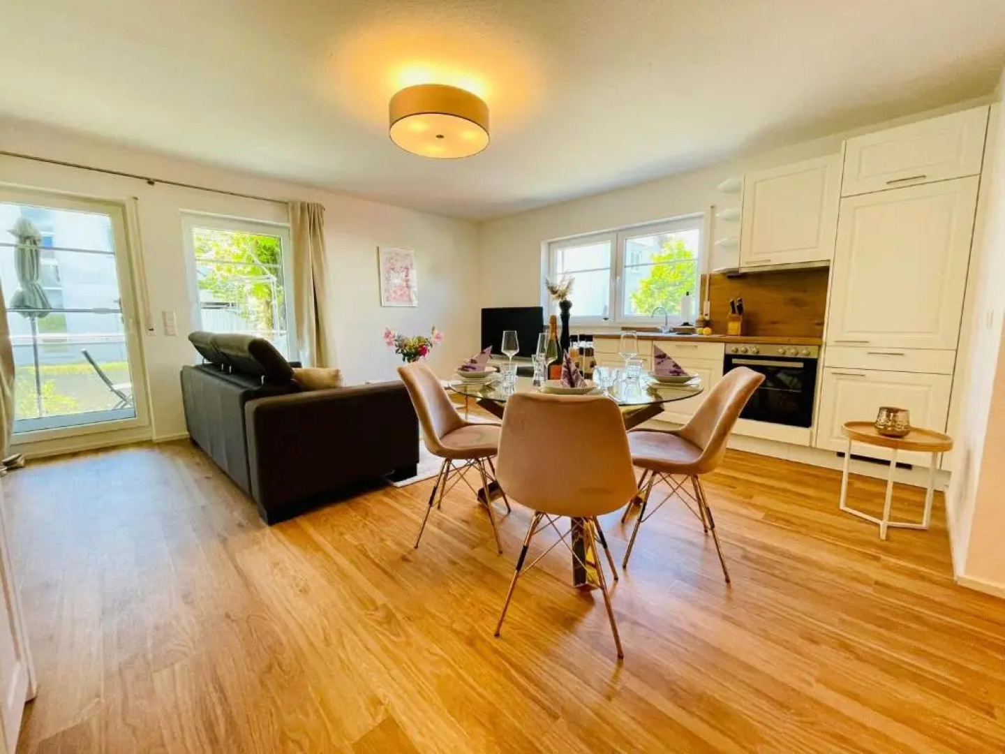 Ferien-Apartment Silberweide mit Privatstrand