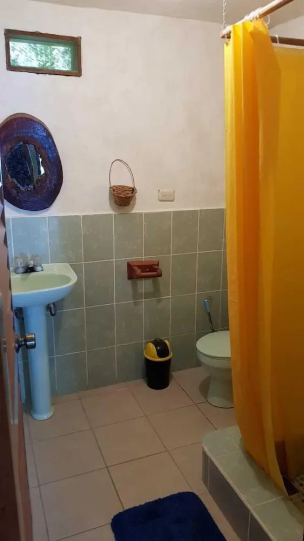 Gucumatz Lakeside Inn