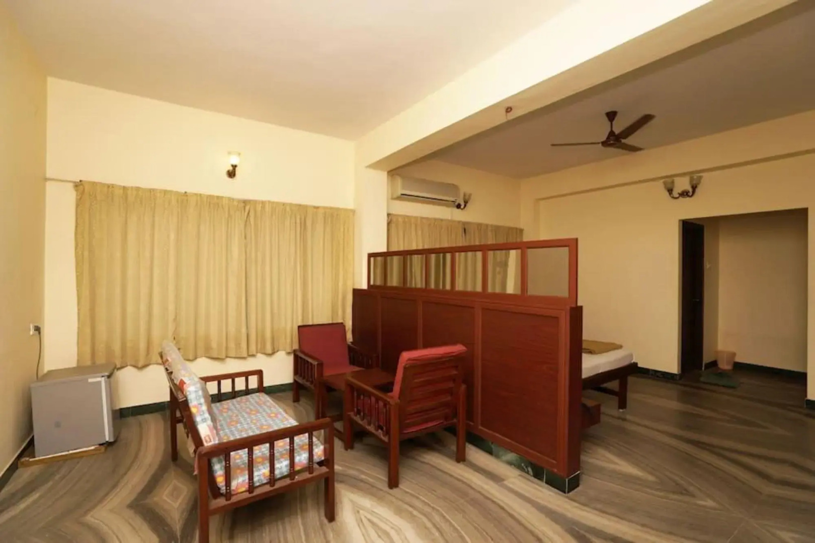 Hotel Shivas Residency