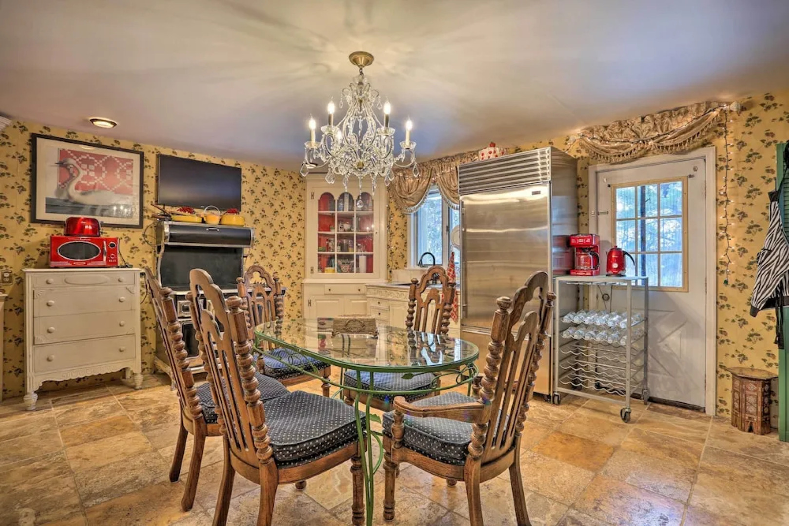 1 Mi to Lake Wallenpaupack: Spacious Poconos Villa