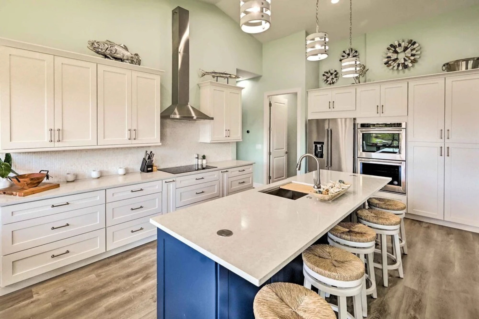 Luxurious Canal-front Retreat w/ Game Room!