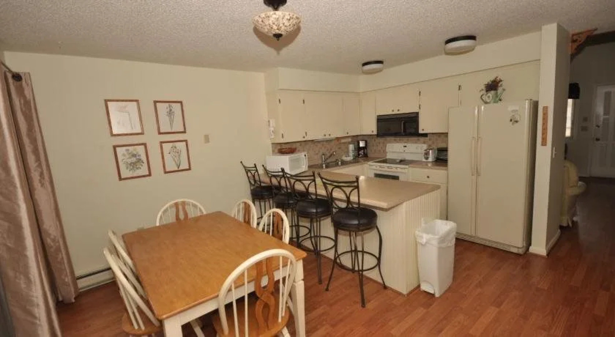 Rumbling Bald Resort