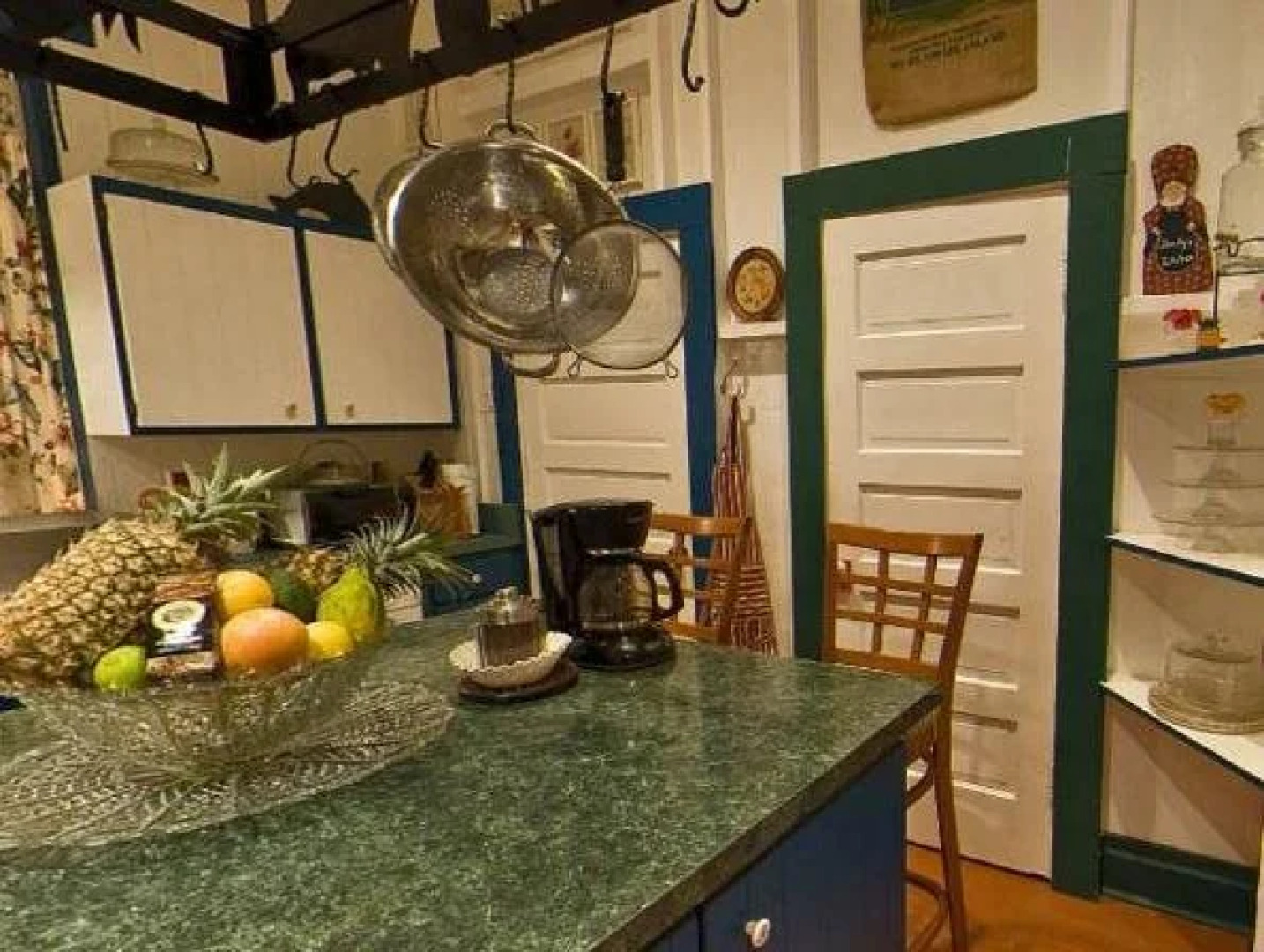 Haiku Plantation Inn Bed & Breakfast