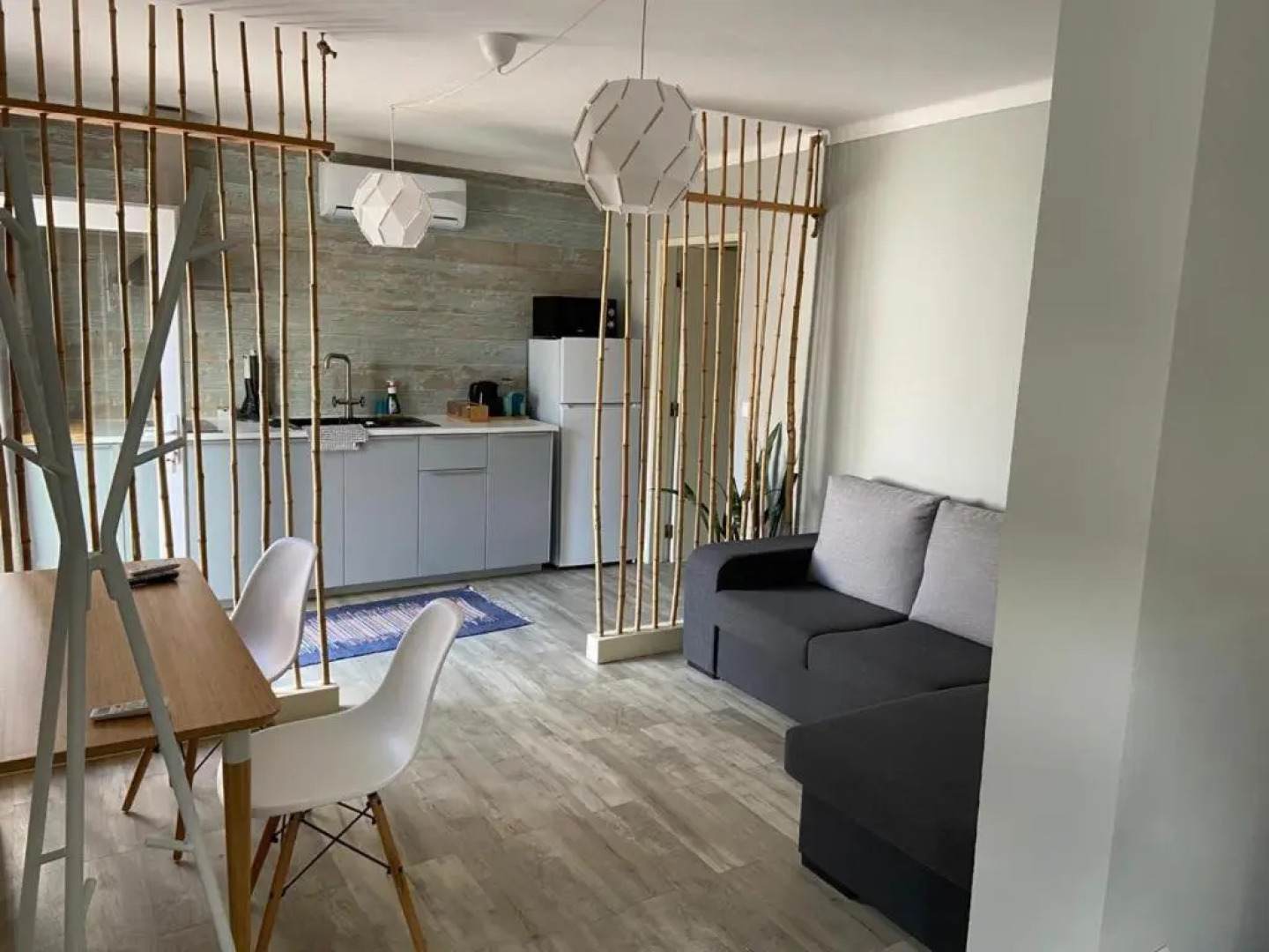 D'Vine Country House