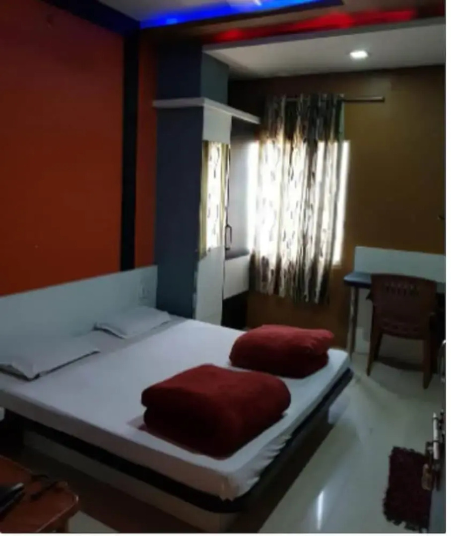 New Hotel Shree Radha Krishna Palace