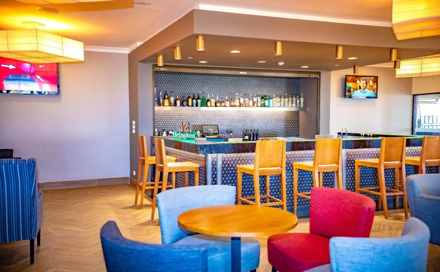 Highlander Hotel