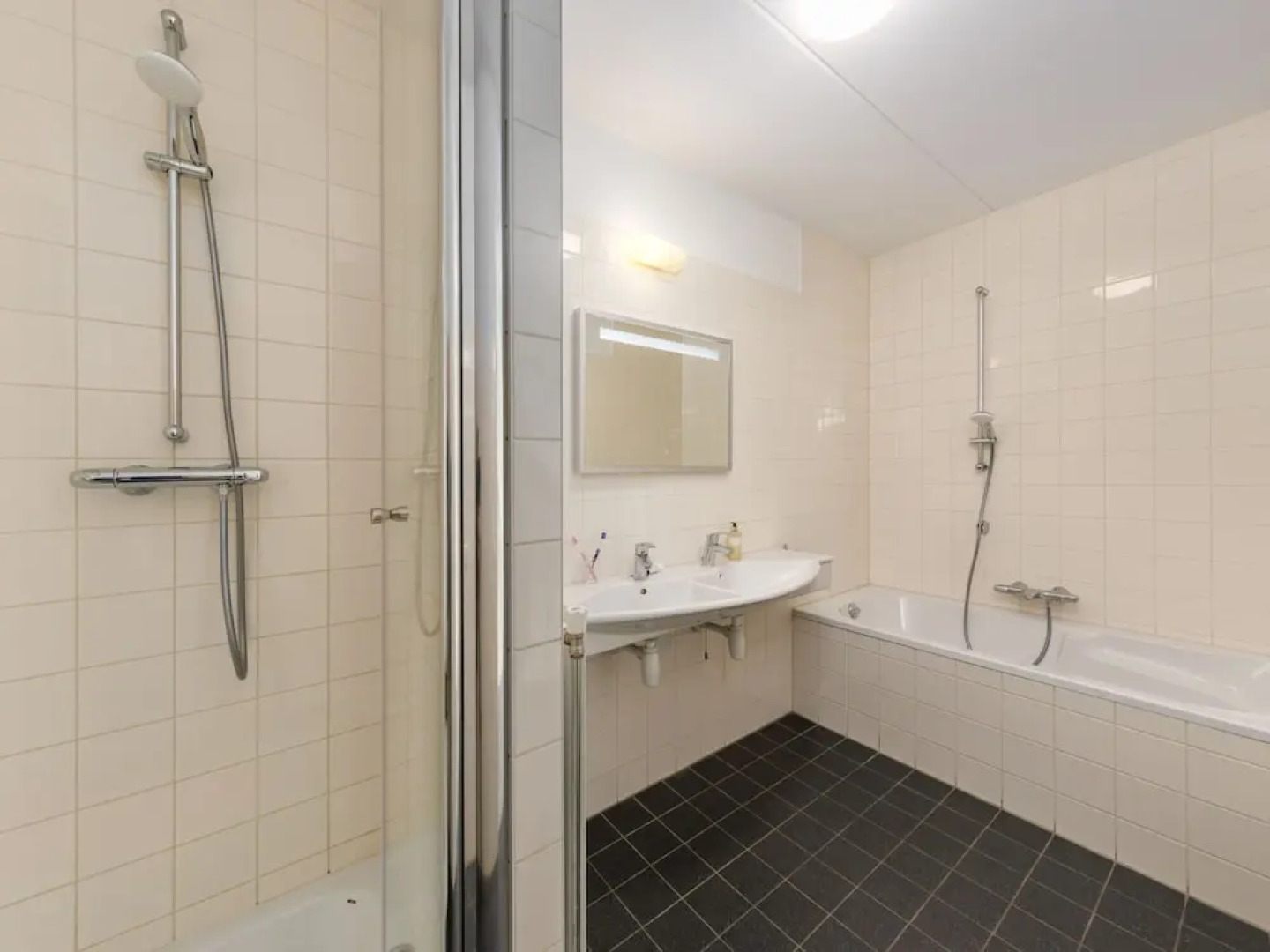 Holiday Home in Volendam Near Marina