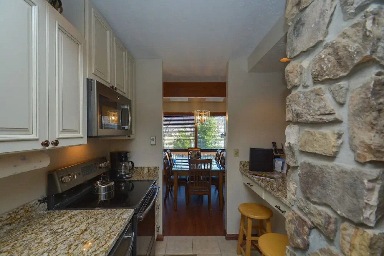 Ski Harbor 4 Bedroom Townhome #07