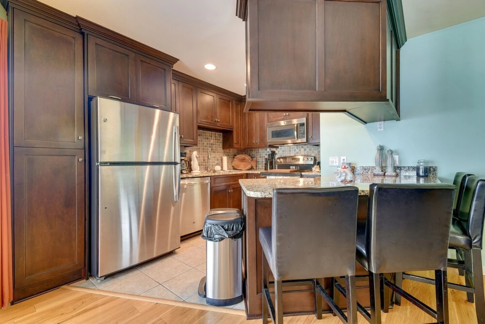 Balcony, Pool & Hot Tub: Little River Condo!