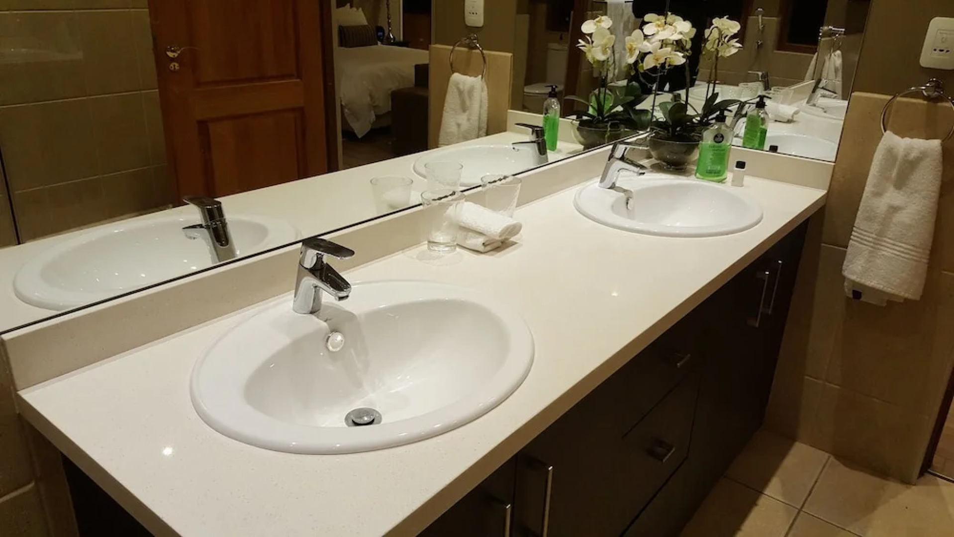 Executive Suite Woodmead East - Adults Only