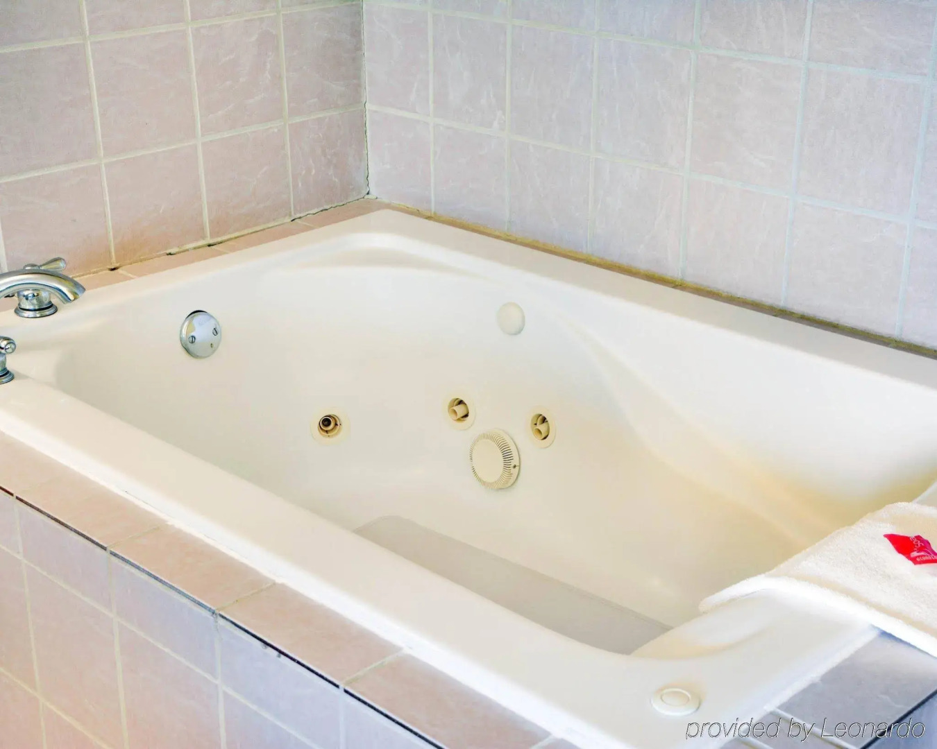 Econo Lodge Inn & Suites Hot Springs