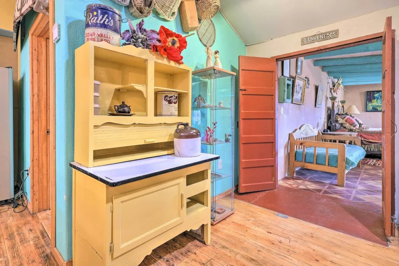 Idyllic Española Casita w/ Charcoal Grill