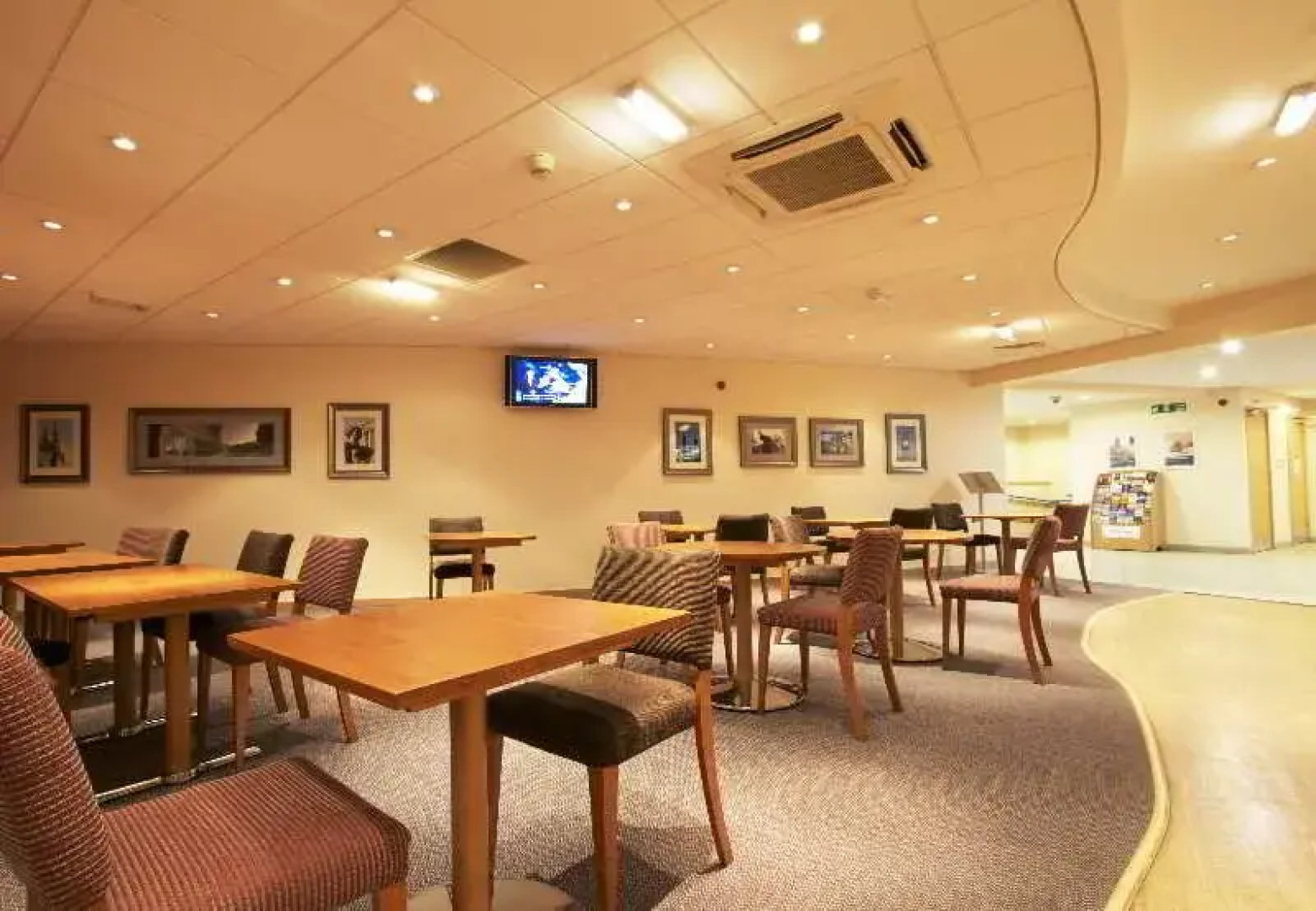 Travelodge Birmingham Central Broadway Plaza Hotel