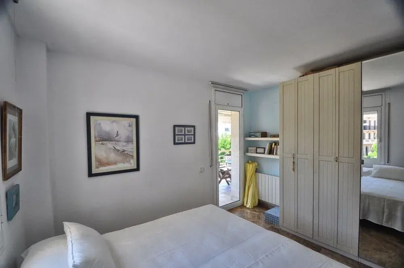 2BR Center & Swimming Pool