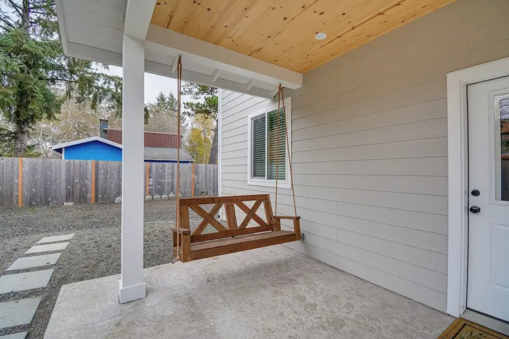 Westport Home w/ Hot Tub: 2 Blocks to Beach!