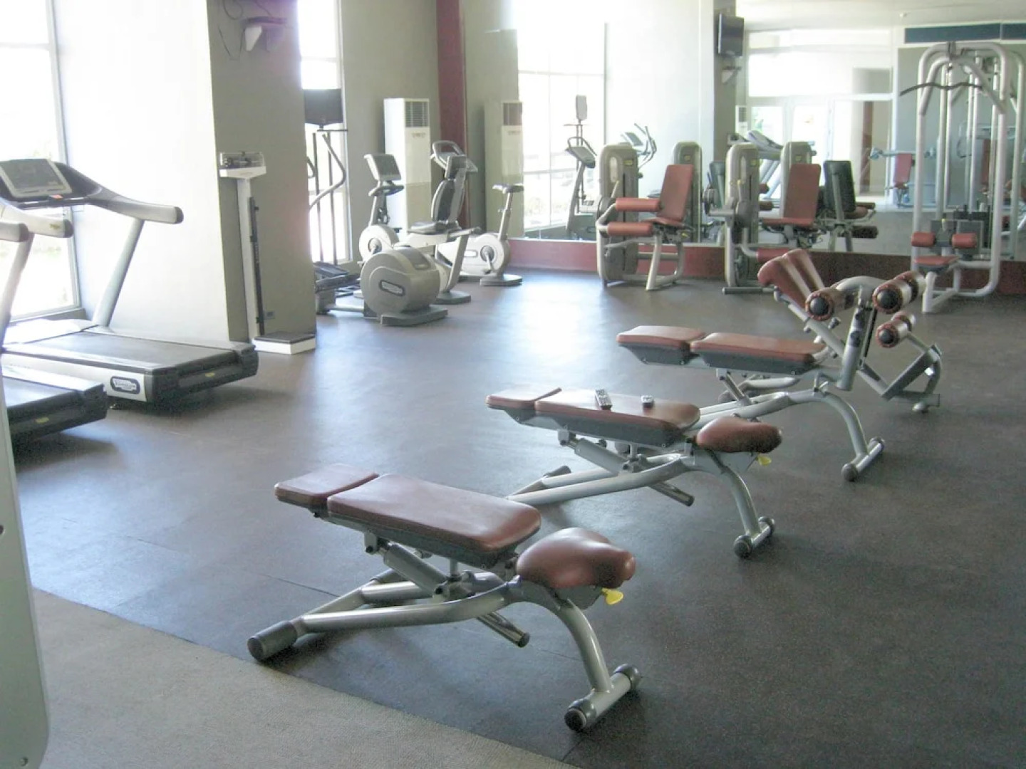 La Mirada Residences