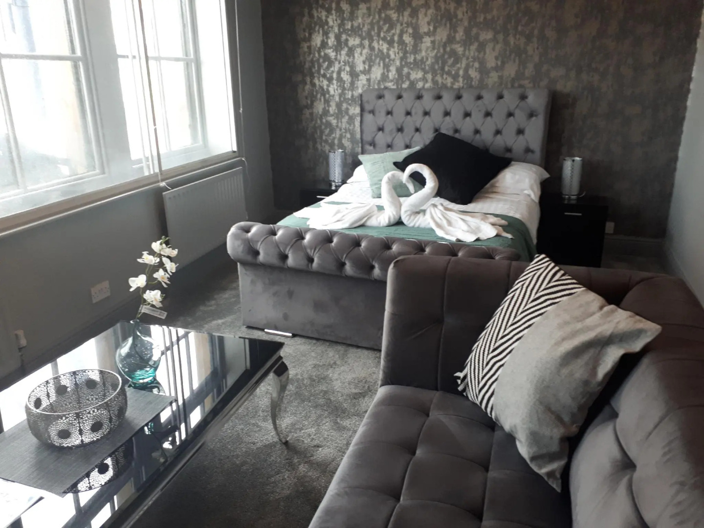 The Huddersfield Hotel