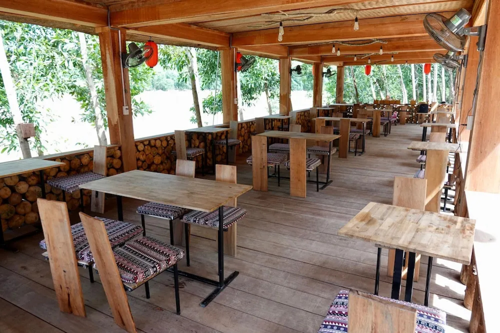 Nguyen Shack Phong Nha Eco Resort