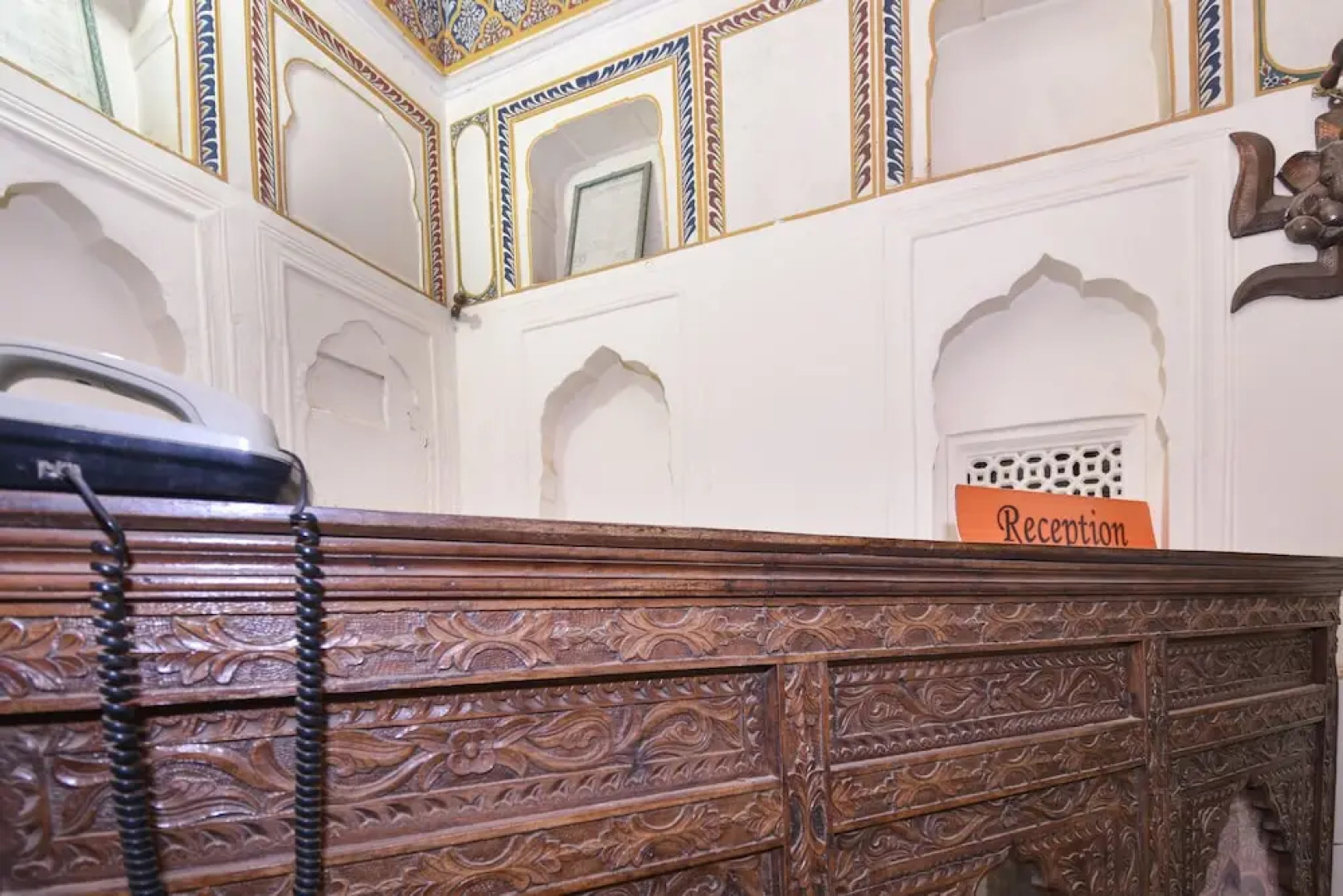 Singhasan Haveli by OYO Rooms