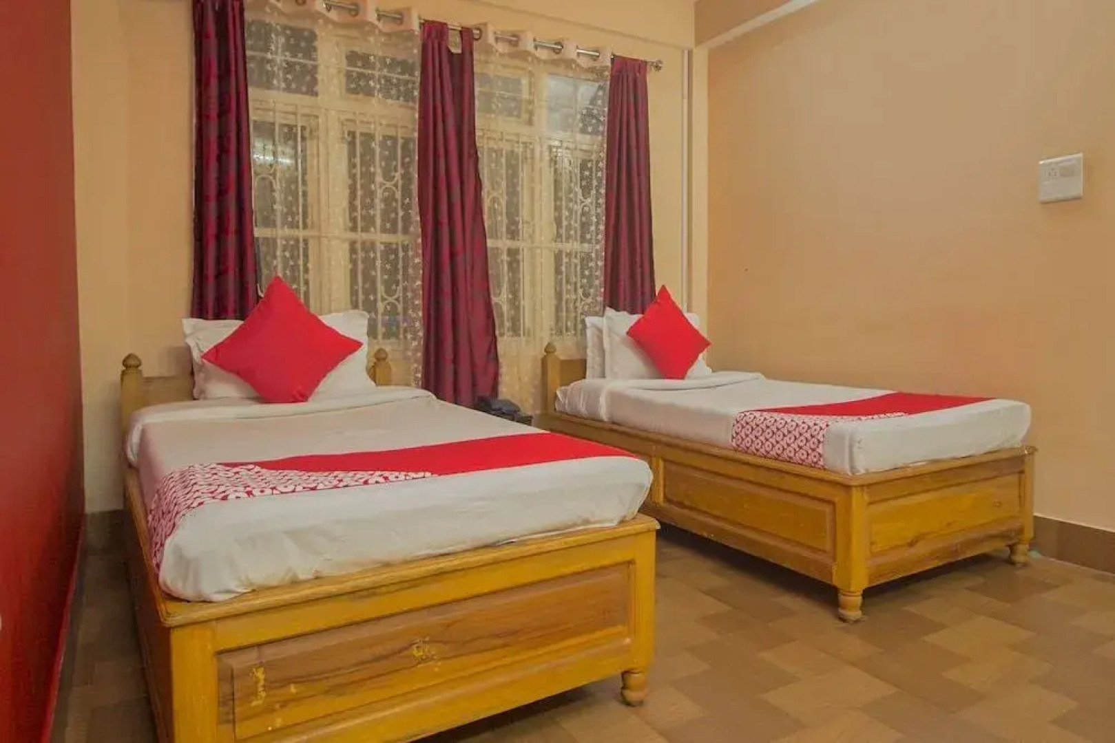 Hotel Green View Neelgiri By OYO Rooms