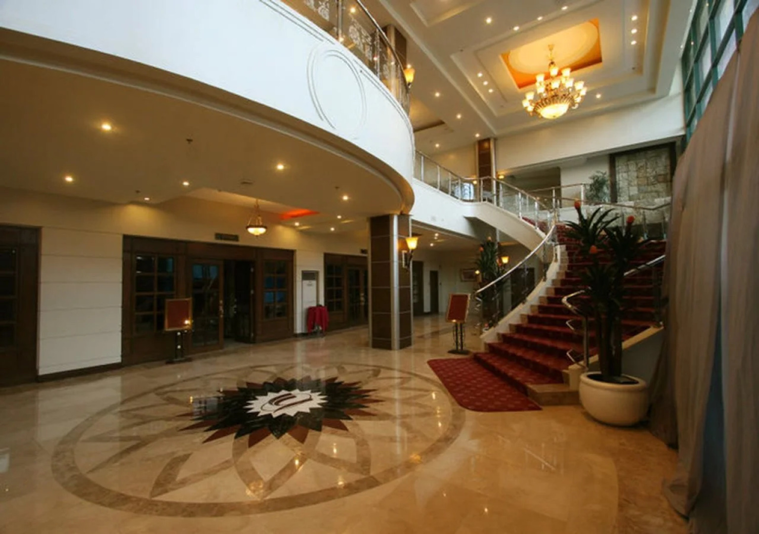 Sarrosa International Hotel and Residential Suites