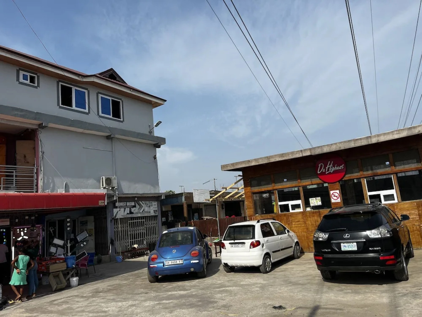 Da Highest Lounge Bar & Restaurant