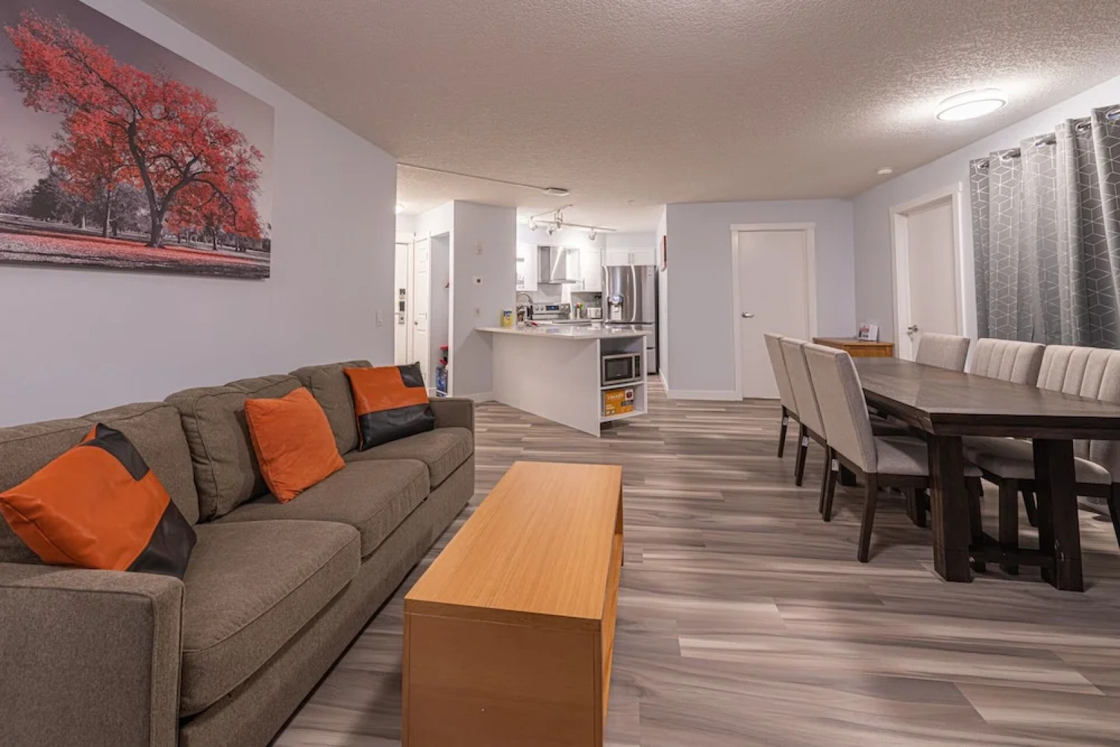 One Bedroom Suite with BBQ & huge Patio