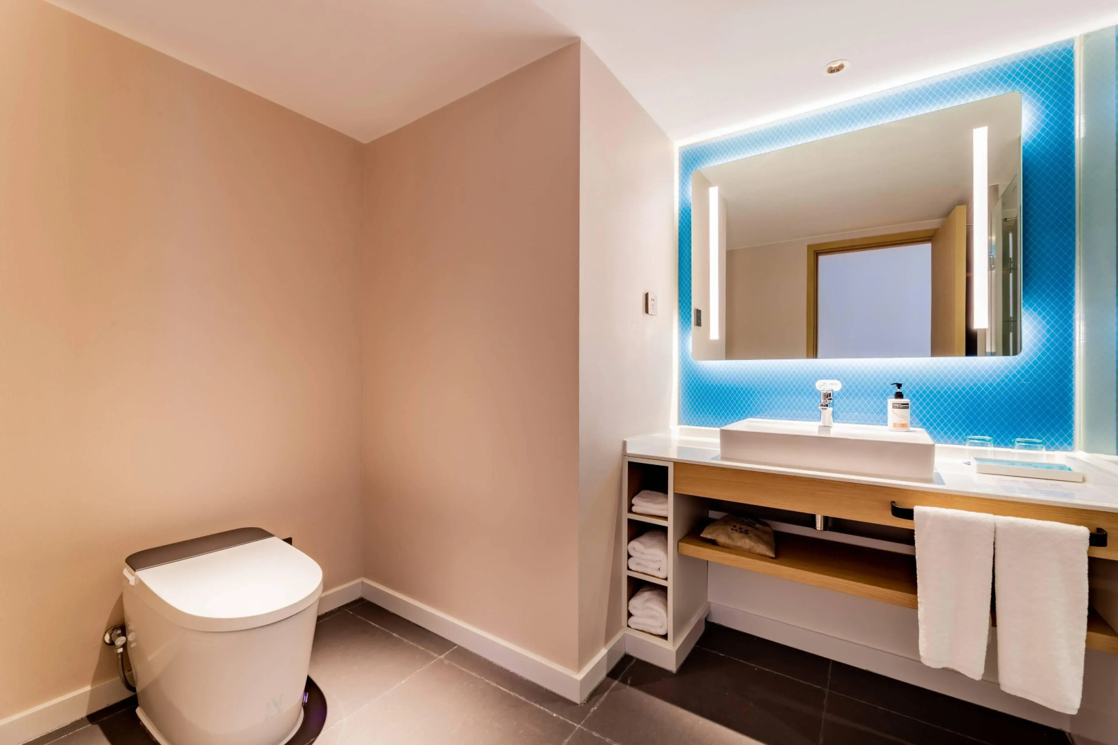 Holiday Inn Express Hohhot East Station by IHG