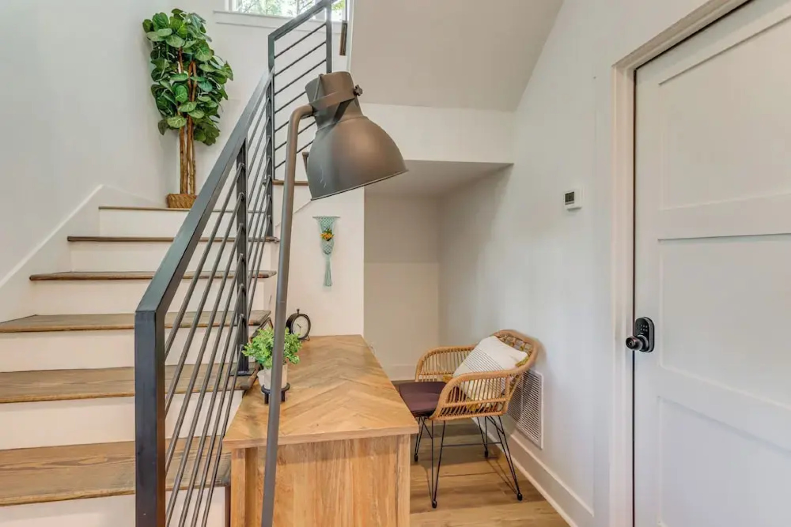 Modern Mtn Cabin w/ Deck & Views in Blue Ridge!