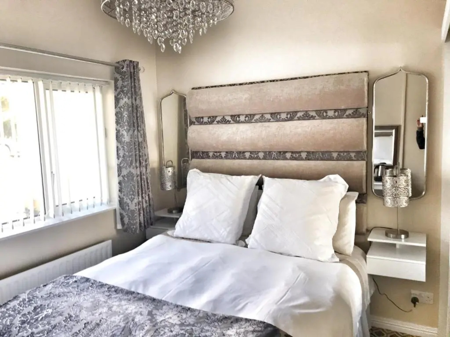 Elagh View Bed & Breakfast