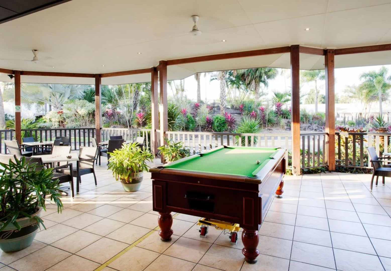 Nightelier Mission Beach