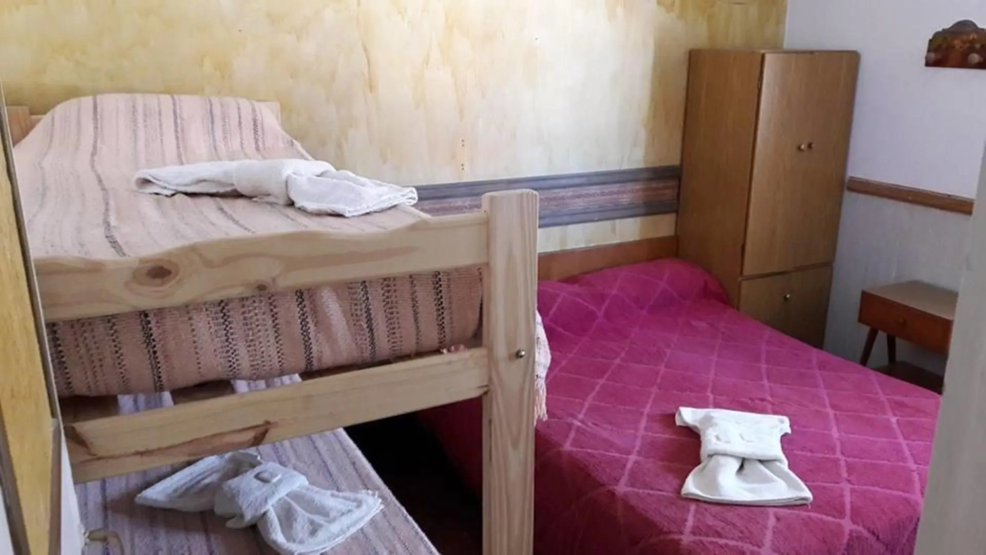 Hotel / Hosteria MUNDO TABLAS