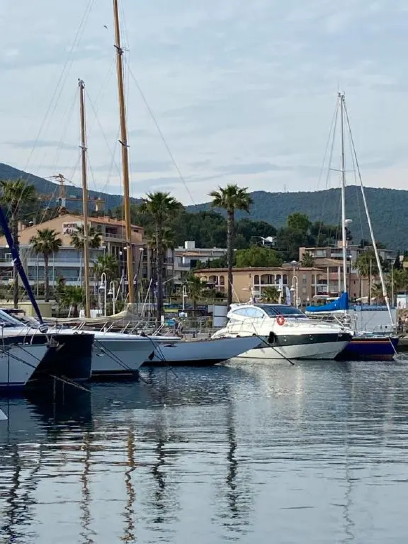 Studio 150 m de plage Golfe de Saint-Tropez