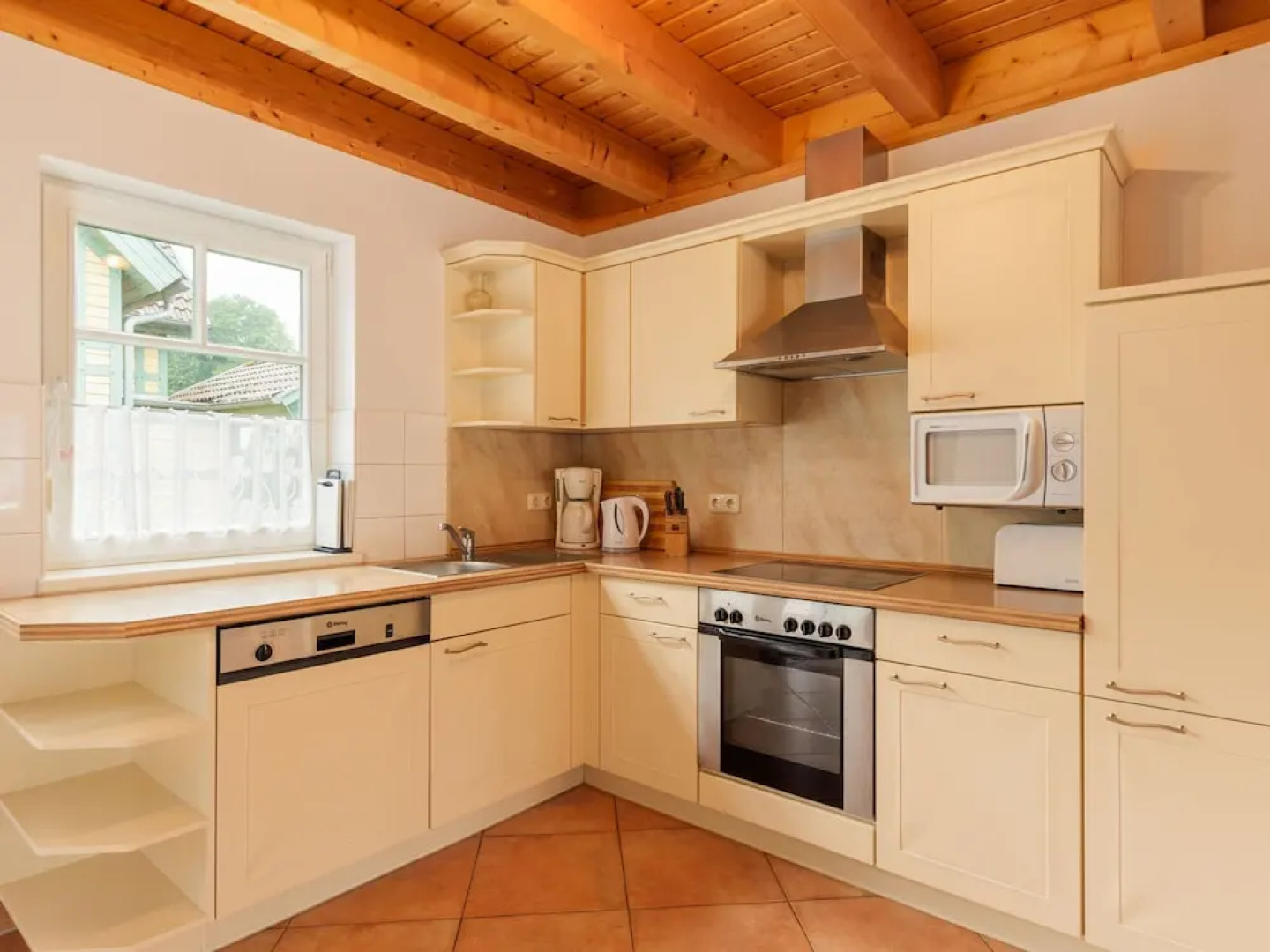 Cozy Holiday Home with Wood Burning Stove near Water