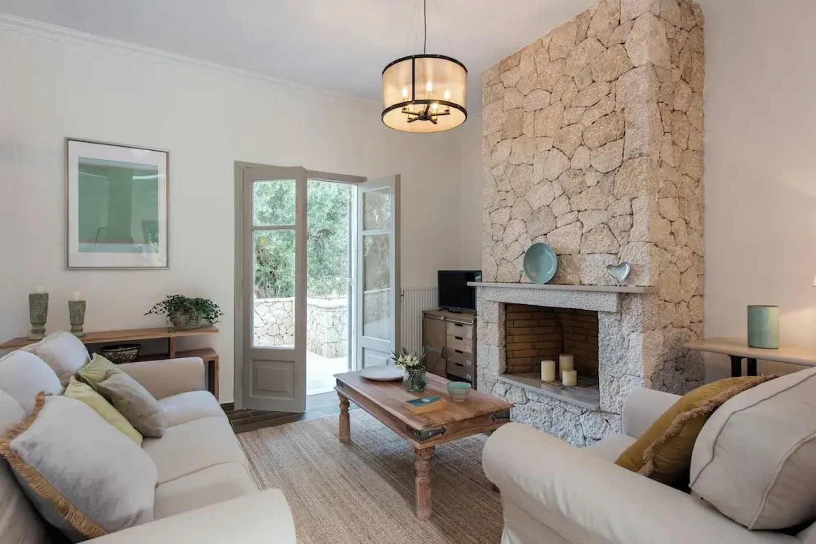 Verde Olive Three-Bedroom Holiday Home by Konnect