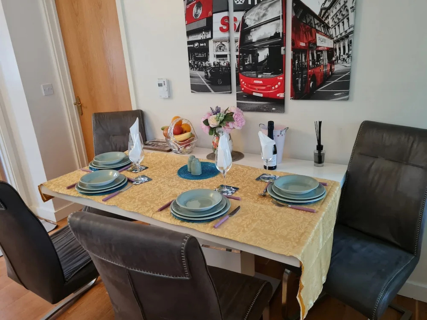 2-bed Cottage, Sleeps 5, Pets Ok, Close to Coast