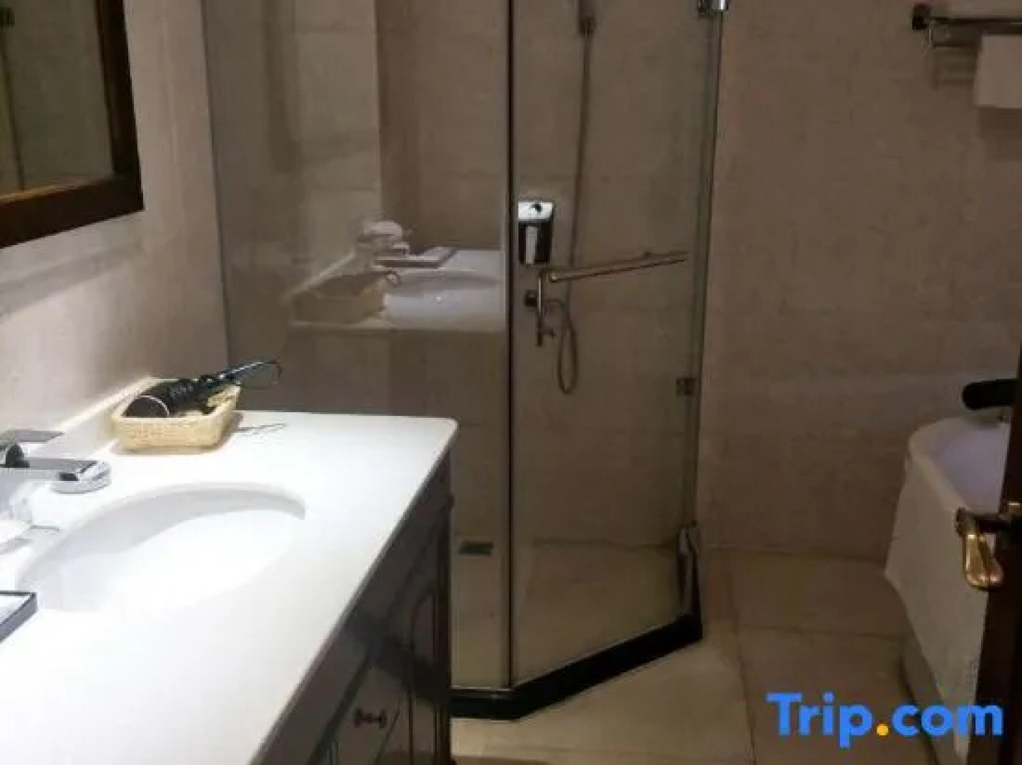 Xizhou International Hotel