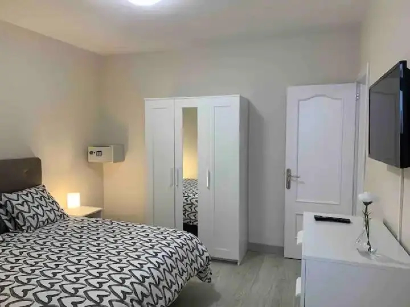 Casa Pablo III Aptº Tranquilo, bien equipado