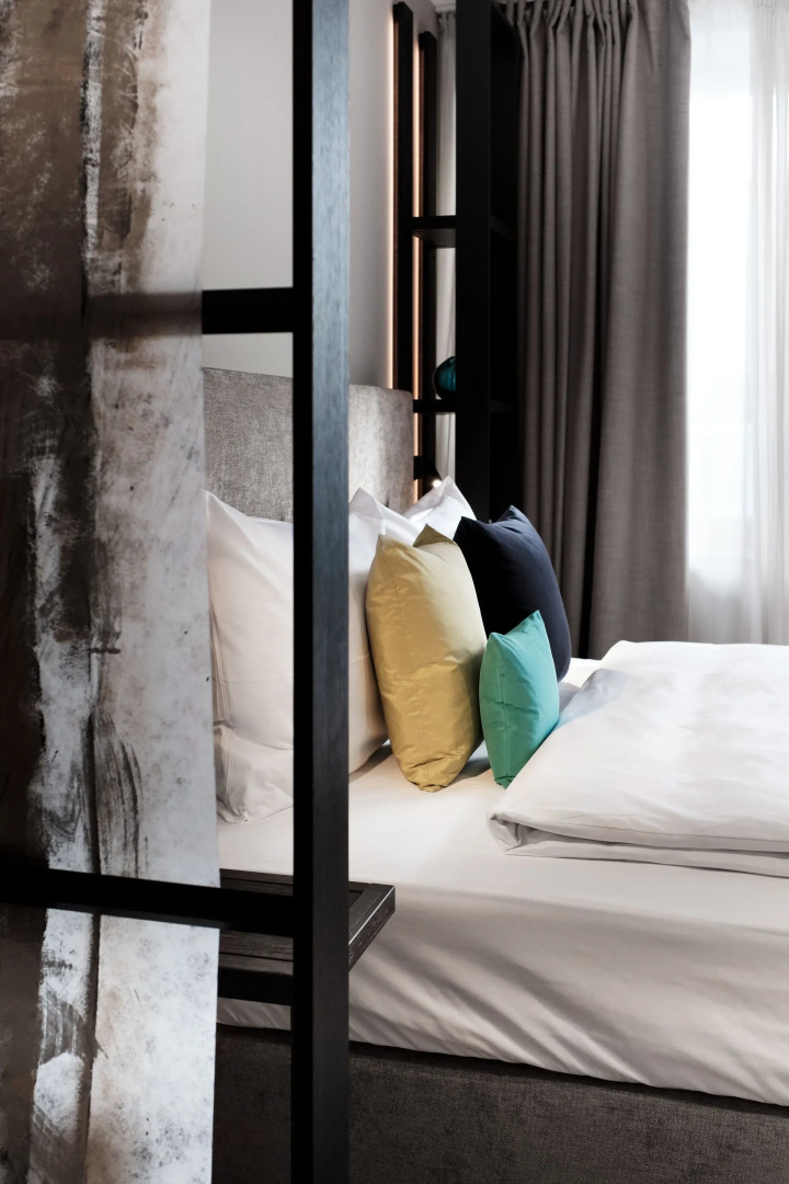 SAXX Hotel Theater Karree