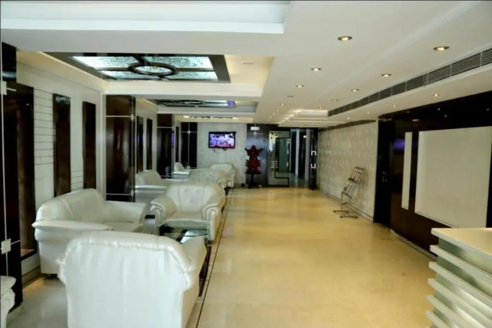 Fabhotel Raj Residency Ii