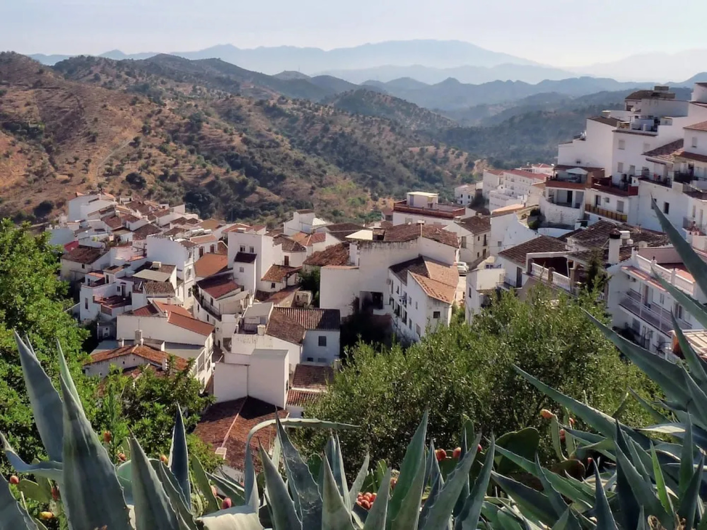 Beautiful Holiday Home in Almogia With Swimming Pool