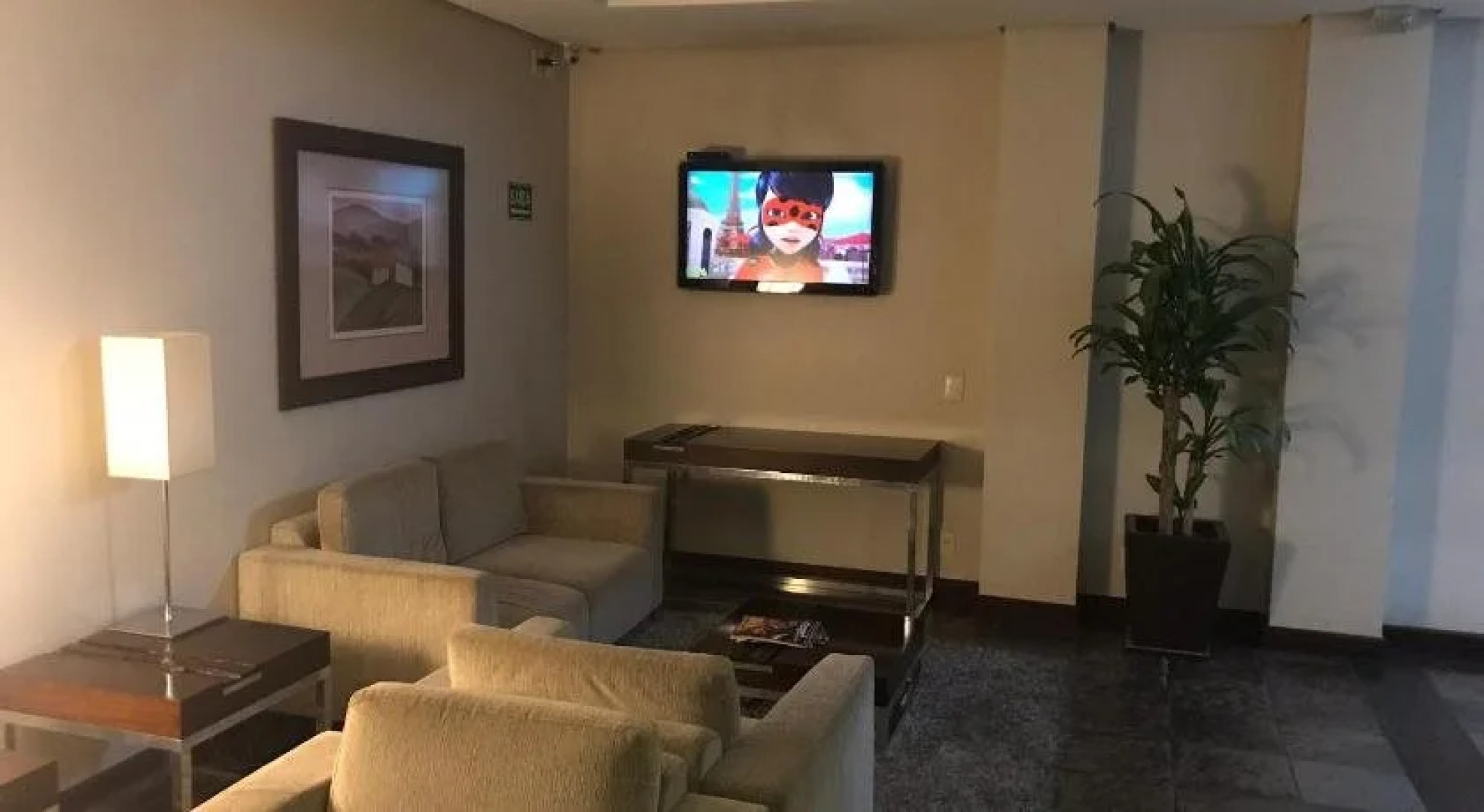 Wall Street Flat Service