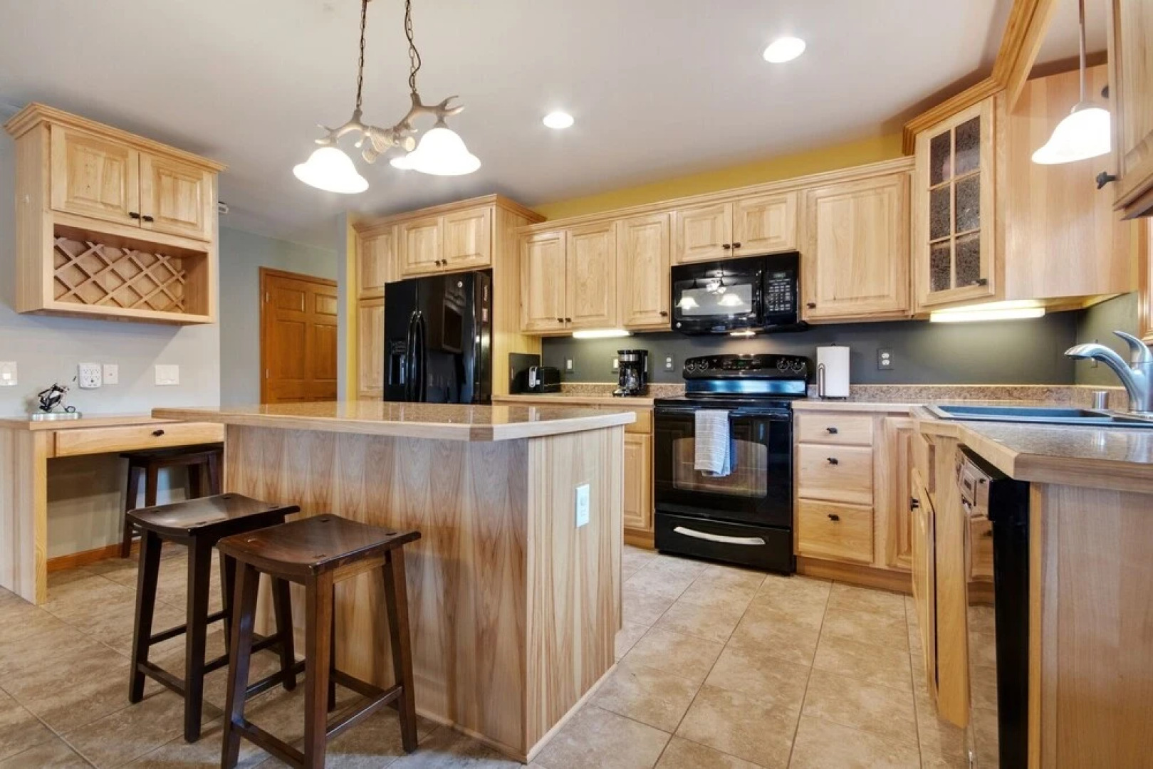 First Floor 3 BR Condo, Northern Bay Golf Course by RedAwning